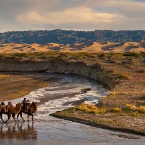 Монголын богино өгүүллэгийн мастерын 10 богино өгүүллэг